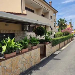 Mara Apartment Poreč