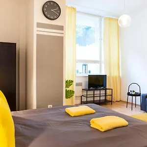 Cozy 2 Next To Hermannstrasse Apartment Berlin